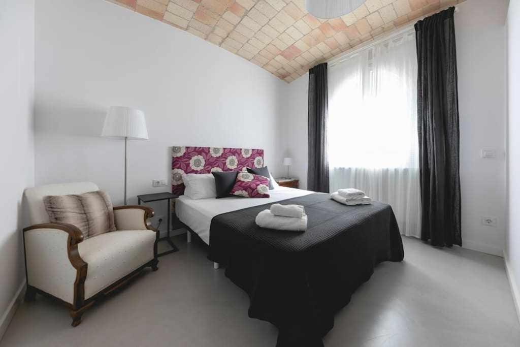 Newly Renovated Room W Pool & Bikeparking Жерона Екстер'єр фото